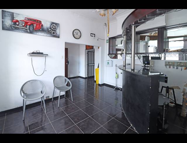 10 BEDROOM HOUSE FOR SALE IN BELLEVUE